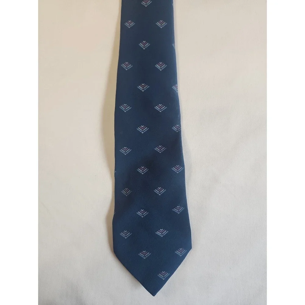 Vintage David Lawrence Men's 100% Silk Neck Tie Blue Hand Made in Italy!